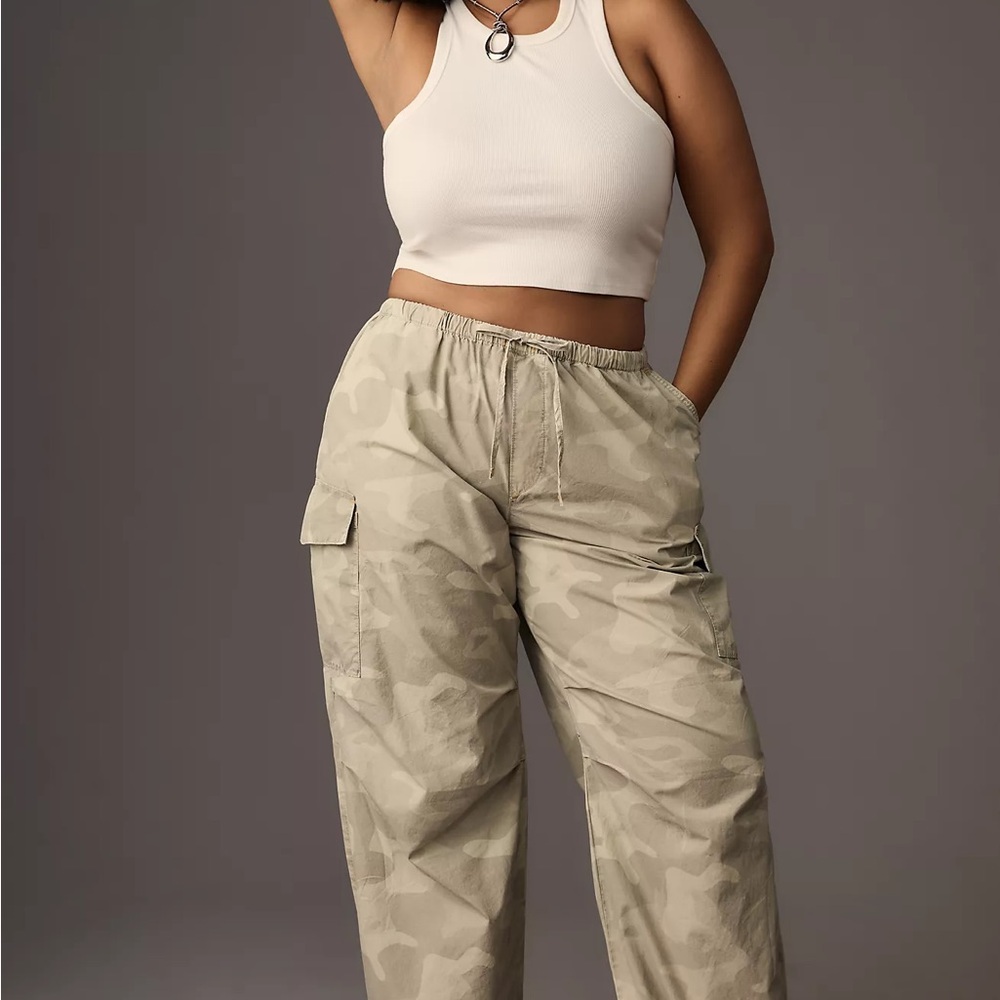 Anthropologie Light Tan Camo Cargo Joggers - Picture 3 of 8